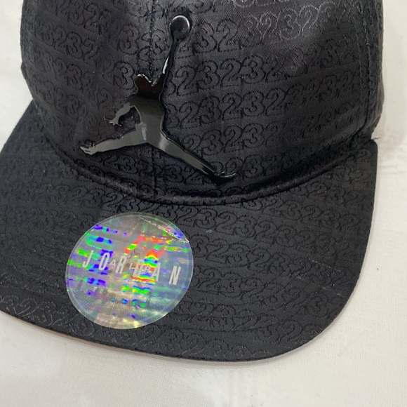 Youth Size Air Jordan Jumpman All Over 23 snap back - Picture 4 of 13